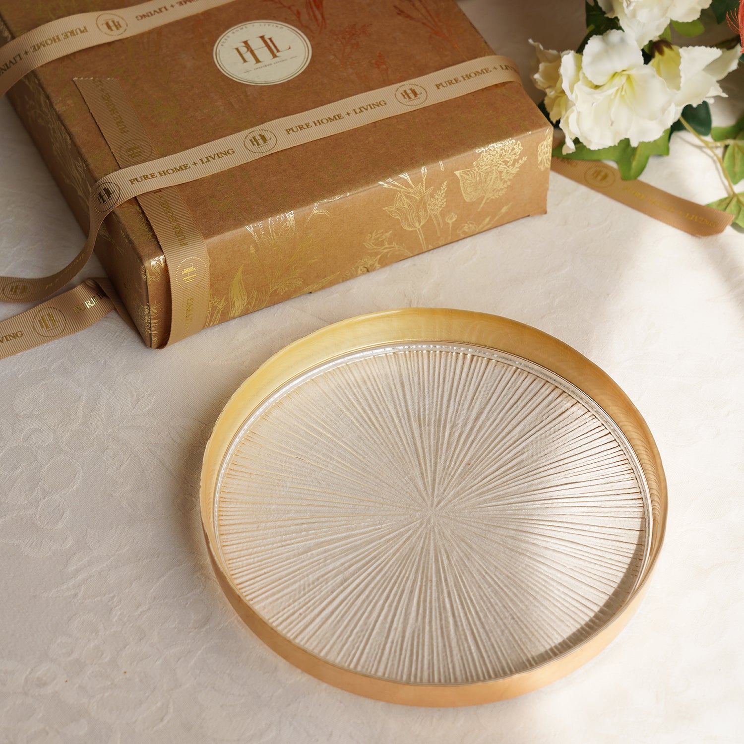 Shop Set of 2 Clear and Gold Dessert Plates with Goil Foil Rim at Best Price Online in India